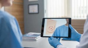 Periareolar incision for breast augmentation: pros and cons